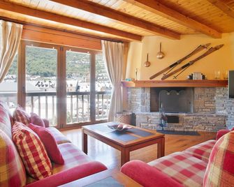 Luderna - Apartamento Dera Pincèla - Viella - Living room