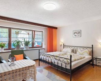 Ferienwohnung Grimm - Hauenstein - Schlafzimmer