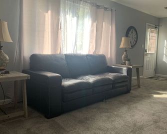 30 Royal #1 · 30 Royal #1 New listing - Springboro - Living room