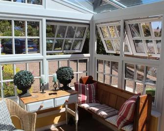 The Old School House - Haltwhistle - Balcony