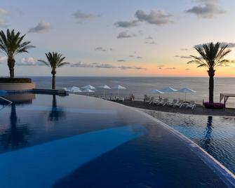 Pueblo Bonito Sunset Beach Resort & Spa - Cabo San Lucas - Balcón