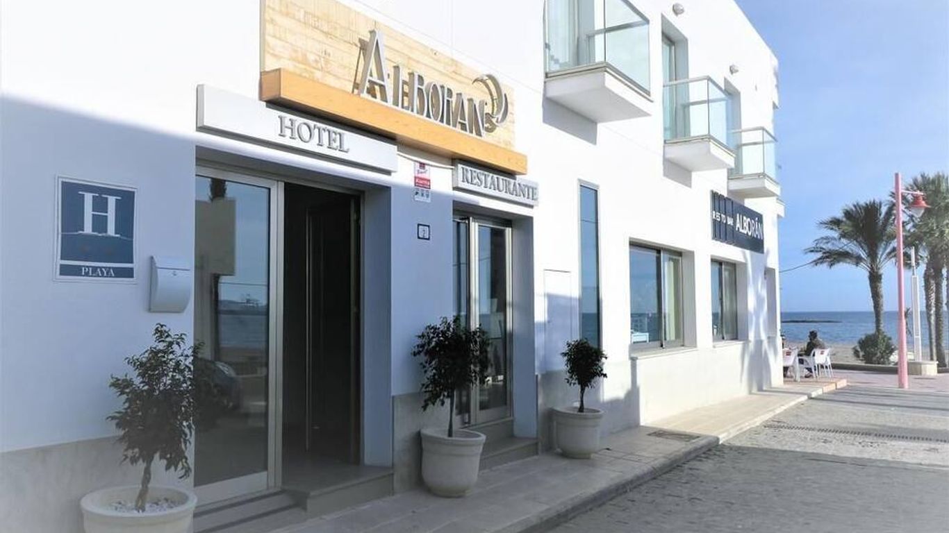 Hotel Alboran