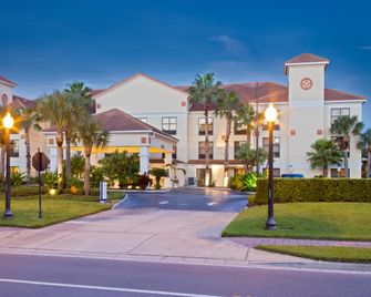 Holiday Inn Express & Suites Clearwater North/Dunedin By IHG - Dunedin - Gebäude