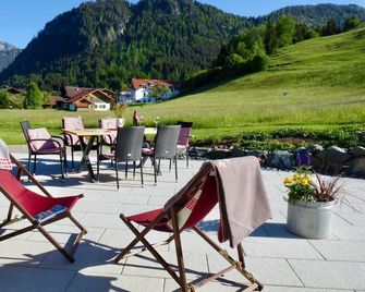 Vacation apartment Bergliebe - Guesthouse Sonnenplatzerl - Pfronten - Patio