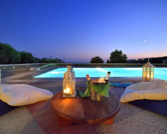 Stairway To Heaven - Platis Gialos - Piscina