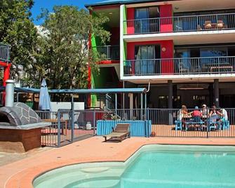 Mooloolaba Backpackers - Mooloolaba - Pool
