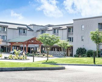 Heritage Hotel, Golf, Spa & Conference Center, Bw Premier Collection - Southbury - Building
