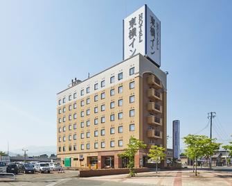 Toyoko Inn Yonezawa Ekimae - Yonezawa - Building