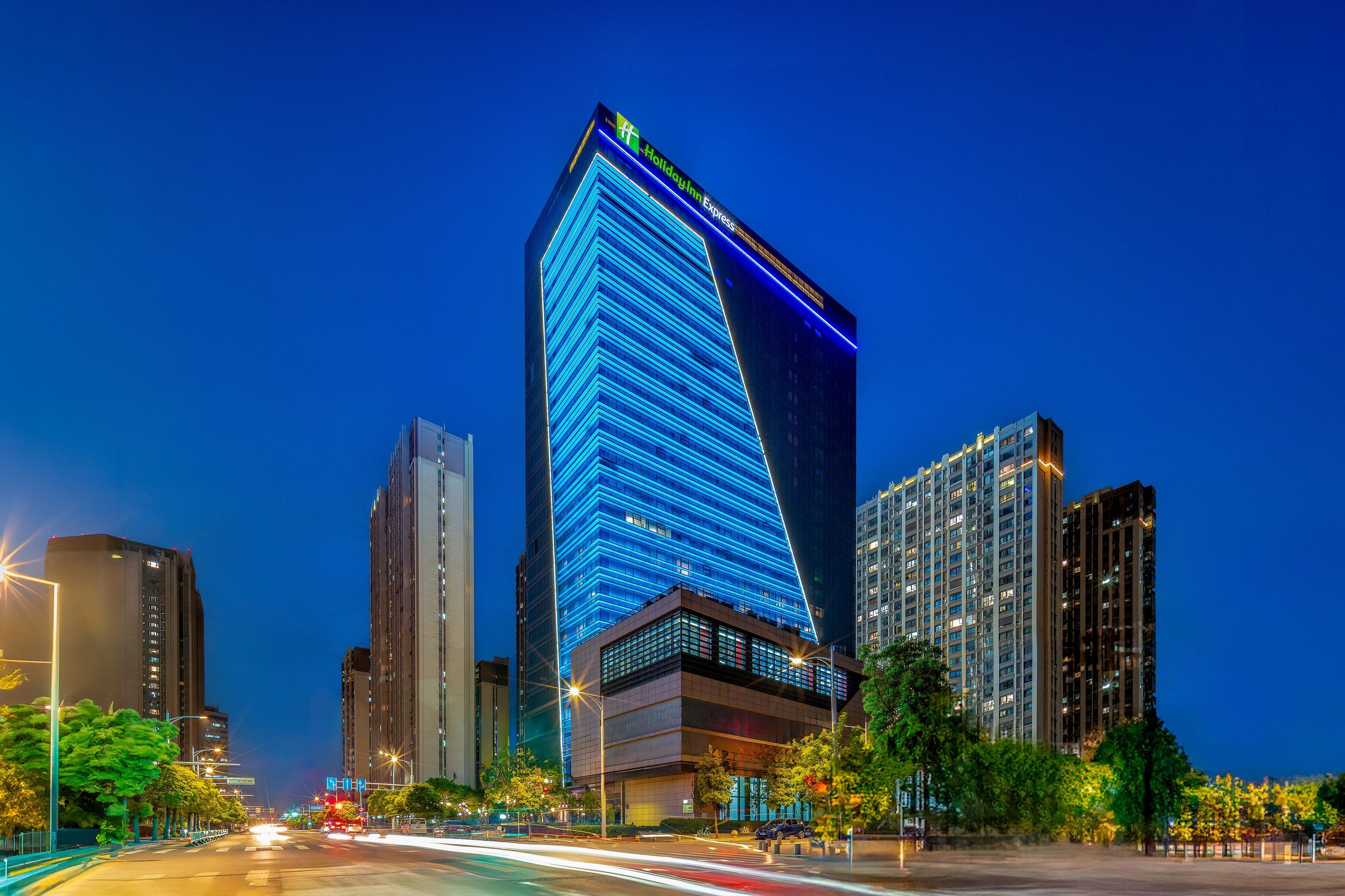 Holiday Inn Express Nanjing Riverside By IHG - נאנז'ינג - בניין