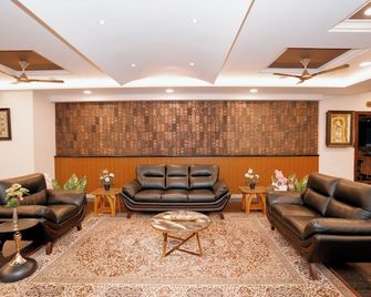 De Royale Montana Hotel And Resort - Subrahmanya - Lounge