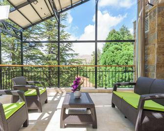 Pearl of Faqra Studios & Apartments - Kfardebian - Balcony