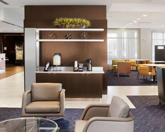 Courtyard by Marriott Lubbock Downtown/University Area - Lubbock - Lobby
