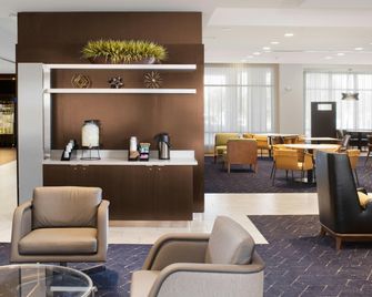 Courtyard by Marriott Lubbock Downtown/University Area - Lubbock - Lobby