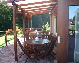 Hotel Dolores Ameland - Ameland - Binnenhof