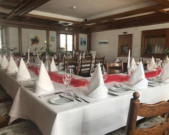 Hotel-Restaurant Zum Loewen - Jestetten - Restaurante