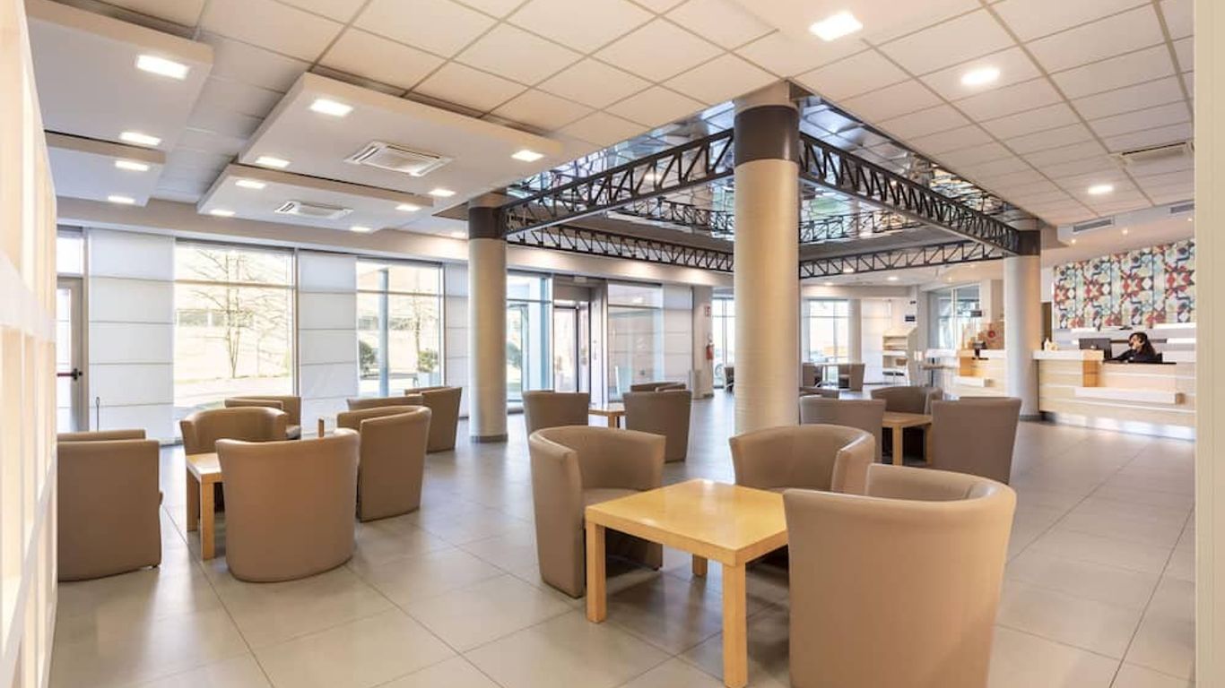 B&B Hotel Cherasco Langhe