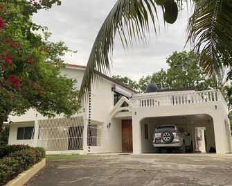 Perla del Atlántico - Río San Juan - Building