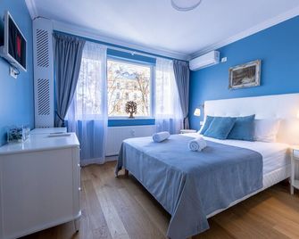 Cosy & Quiet Luxury Apartment - Unirii Square - Old Town - Adela Accommodation - Bucharest - Bedroom