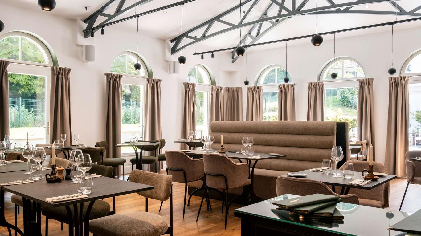 Hotel Castel Maintenon - Handwritten Collection