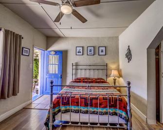 Tombstone San Jose House - Tombstone - Bedroom