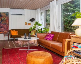 6 person holiday home in Ebeltoft - Ebeltoft - Living room