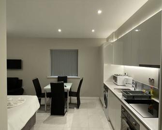 Buckingham Apartments - High Wycombe - Keuken