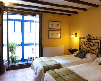 Hostal Santa Agueda - Tarazona - Habitación
