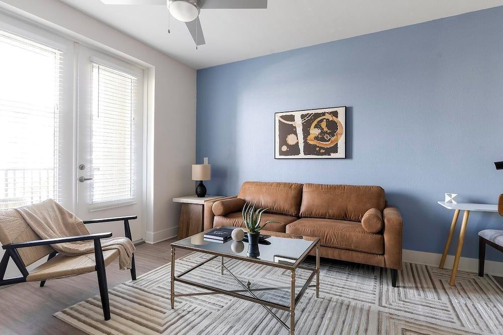 Landing | Modern 1bd, Gym - פורט מאיירס - סלון