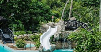 Sabah Hotel Sandakan - Sandakan - Bể bơi