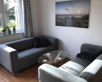 Wohnen am Wanderweg - Aurich - Wohnzimmer