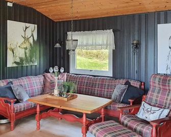 8 Person Holiday Home In Sundlandet - Kyrksæterøra - Sala de estar