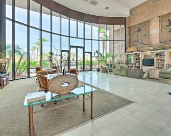 Walk to Beach Lake Havasu Condo with Pool Access - Lake Havasu City