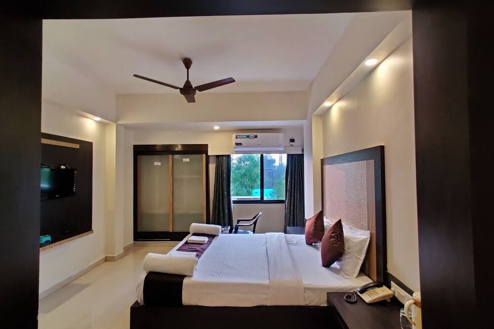 Hotel Ashwin Igatpuri, Pure Veg & Jain Food - Igatpuri - Habitación