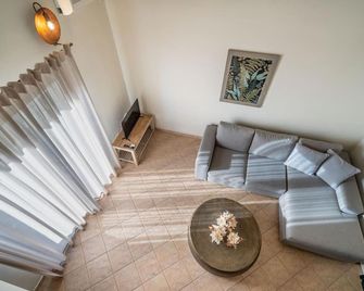 Seashell Luxury Residence - Apartment 2 - Lixouri - Aufgang