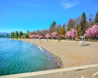 Brand New Pet Friendly Studio Downtown Cda - Coeur d'Alene - Playa