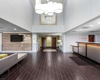 Quality Suites Pineville - Charlotte - Pineville - Lobby