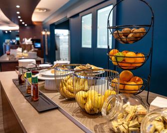 Hôtel Mercure Mont Saint-Michel - לה מון סן-מישל - חדר אוכל