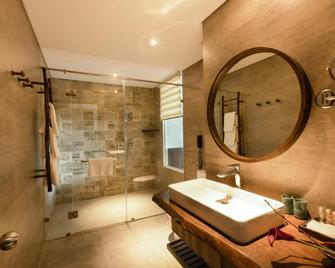 Cochin Zen Hotel - Ho Chi Minh City - Bathroom