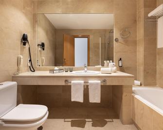 Hotel Málaga Alameda Centro Affiliated by Meliá - Málaga - Bedroom