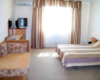 Kruiz Hotel - Briansk - Bedroom