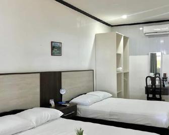 Hotel Claudio & Gloria Beach Front - Coco - Bedroom
