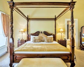 Roganstown Hotel & Country Club - Swords - Bedroom
