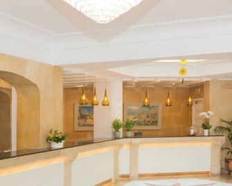 Hotel Castell Dels Hams - Porto Cristo - Reception