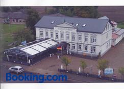 Hotel Restaurant Hellas - Gelting - Building