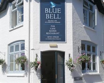 The Blue Bell - Midhurst - Edificio