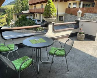 Apartment Wildmoos-2 by Interhome - Sölden - Balcón