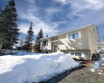 Cozy House in Haines Junction - Haines Junction - Gebäude