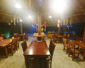 T and T house - Ko Payam - Restaurant