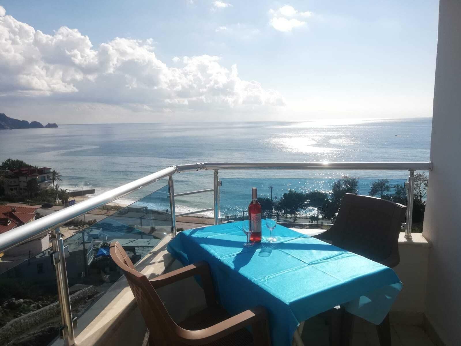 Hotel Royal - אלניה - מרפסת