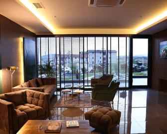 Palace Hotel & Spa - Mitrovica - Ingresso